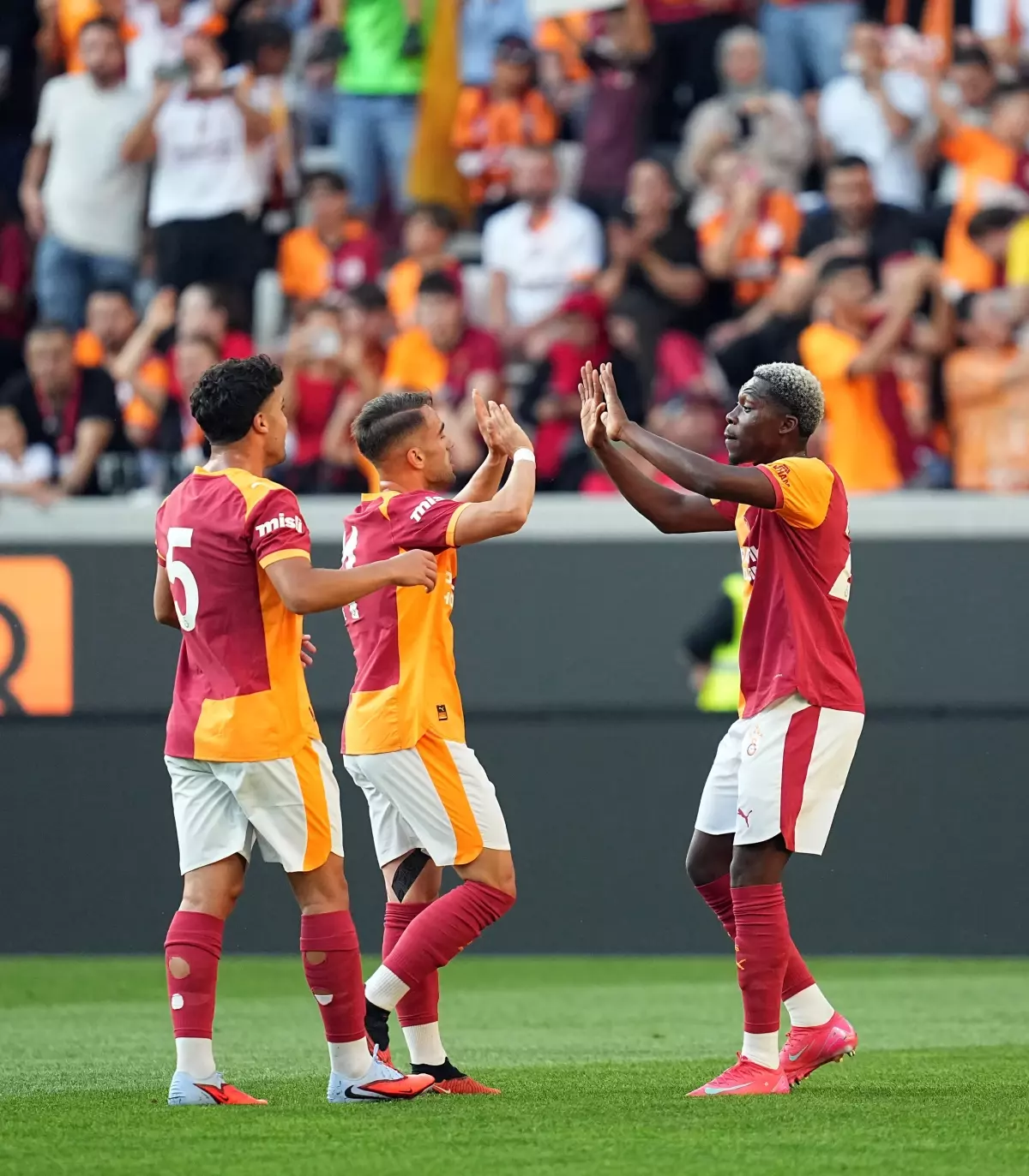 Galatasaray, Avusturya Kampında İlk Maçında Admira Wacker'ı Mağlup Etti