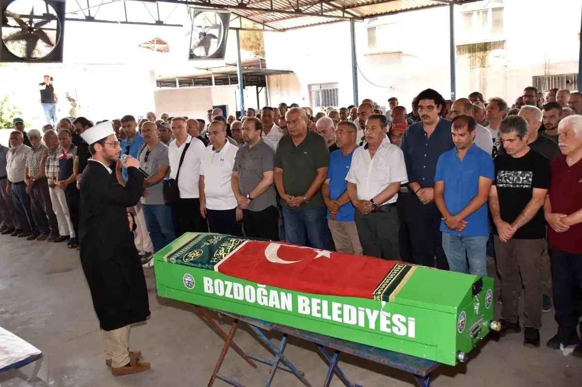 Nazilli'de Uzm. Dr. İsmail Aydın Son Yolculuğuna Uğurlandı