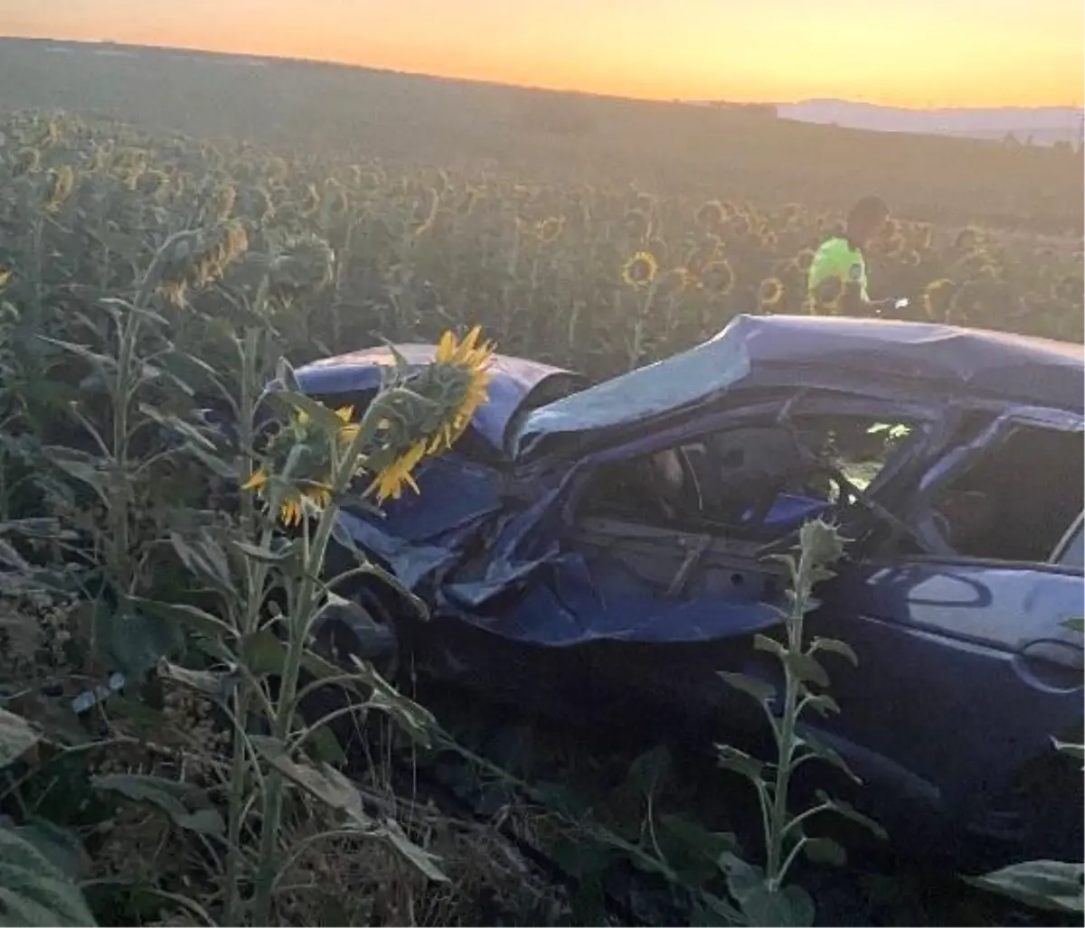 Balıkesir'de Trafik Kazası: 3 Yaralı