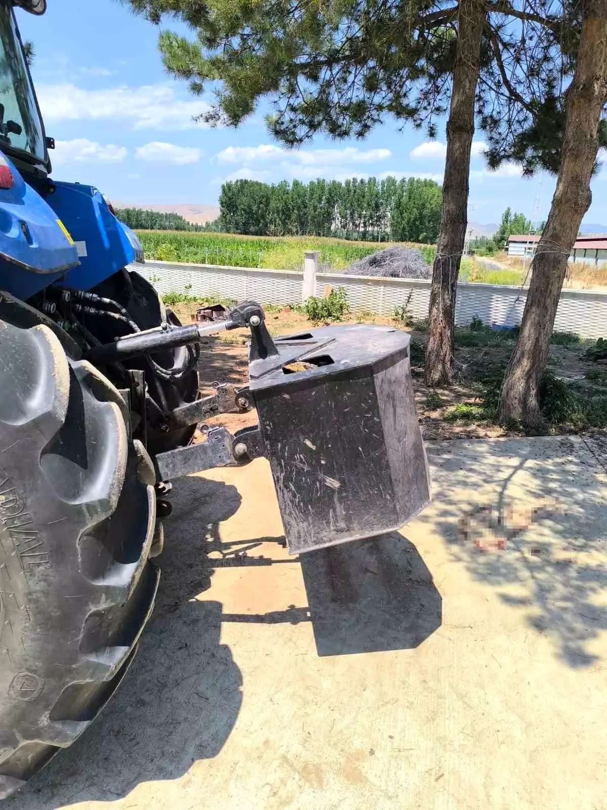Tokat'ta Park Halindeki Traktörde Oynayan Küçük Çocuk Hayatını Kaybetti