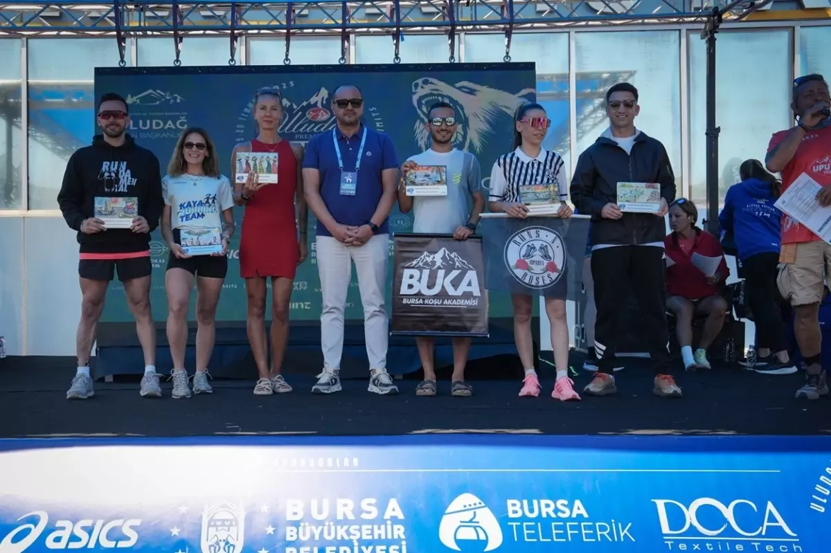 Uludağ Premium Ultra Trail 2023'te Dereceye Giren Sporcular Ödüllendirildi