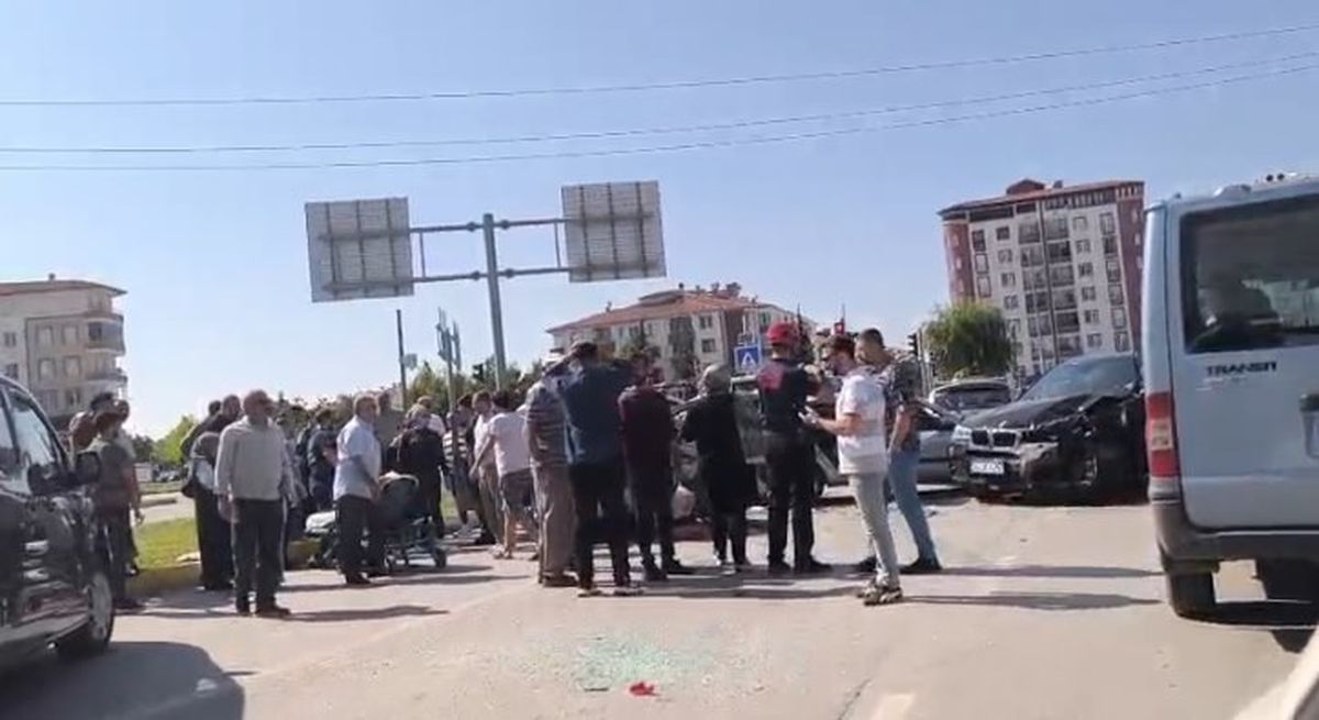 Çorum'da Zincirleme Trafik Kazası: 6 Yaralı