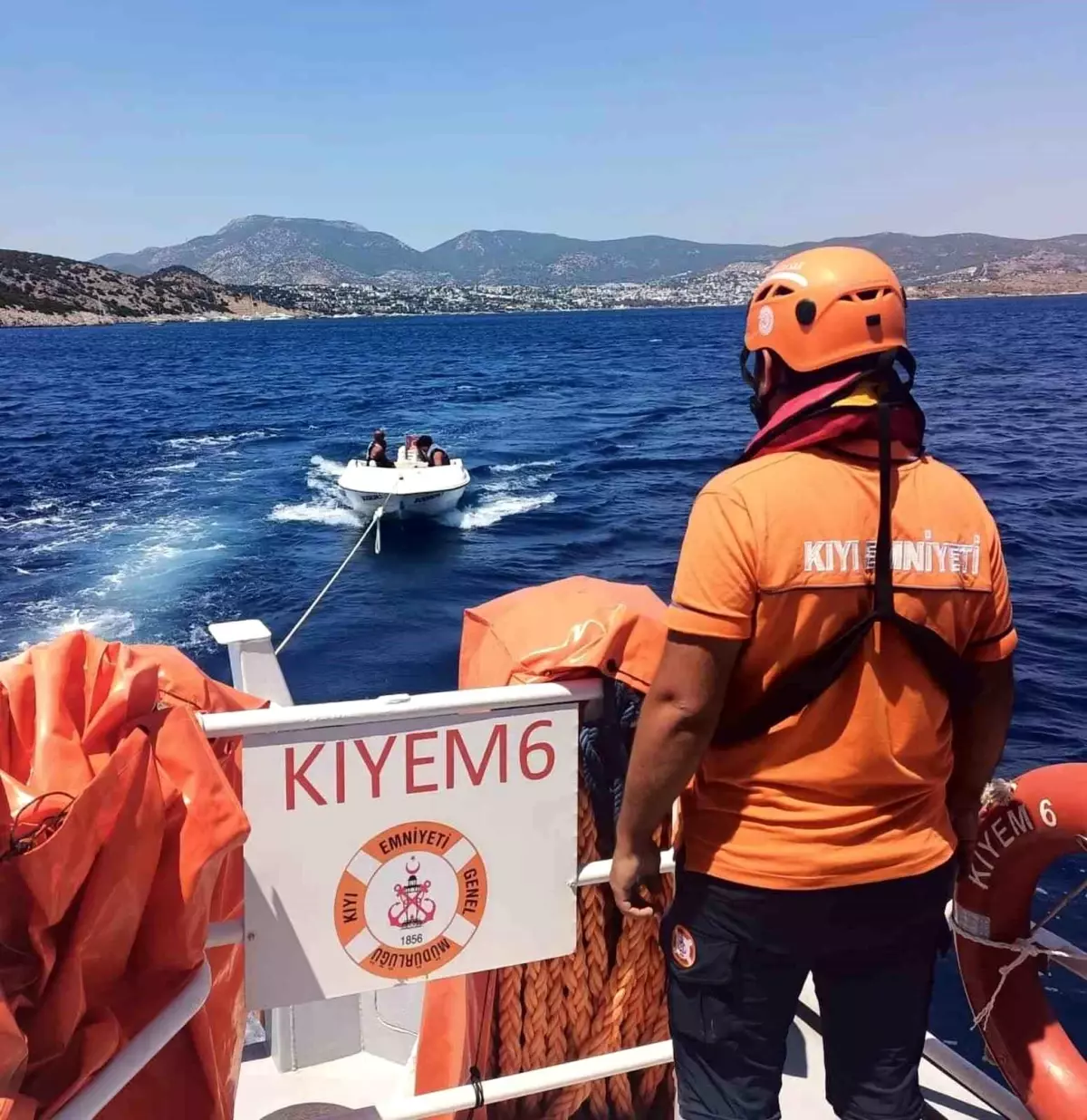 Bodrum'da Makine Arızası Sonrası Sürüklenen Tekne Kurtarıldı