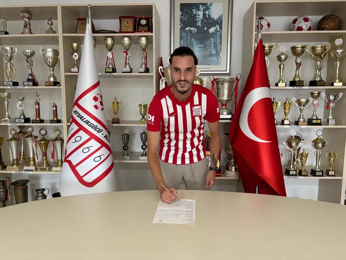 Ayvalıkgücü Belediyespor, Furkan Kozhan ile Anlaştı