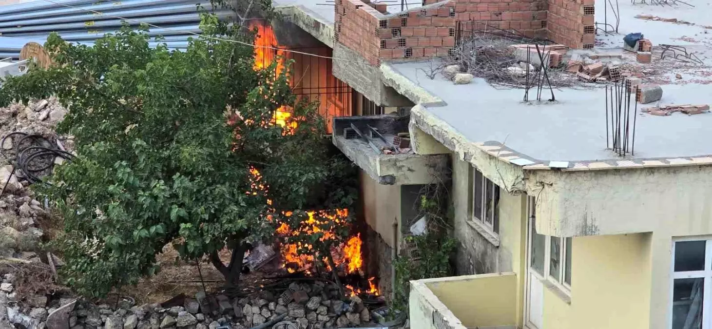 Adıyaman'da Evde Yangın Paniği