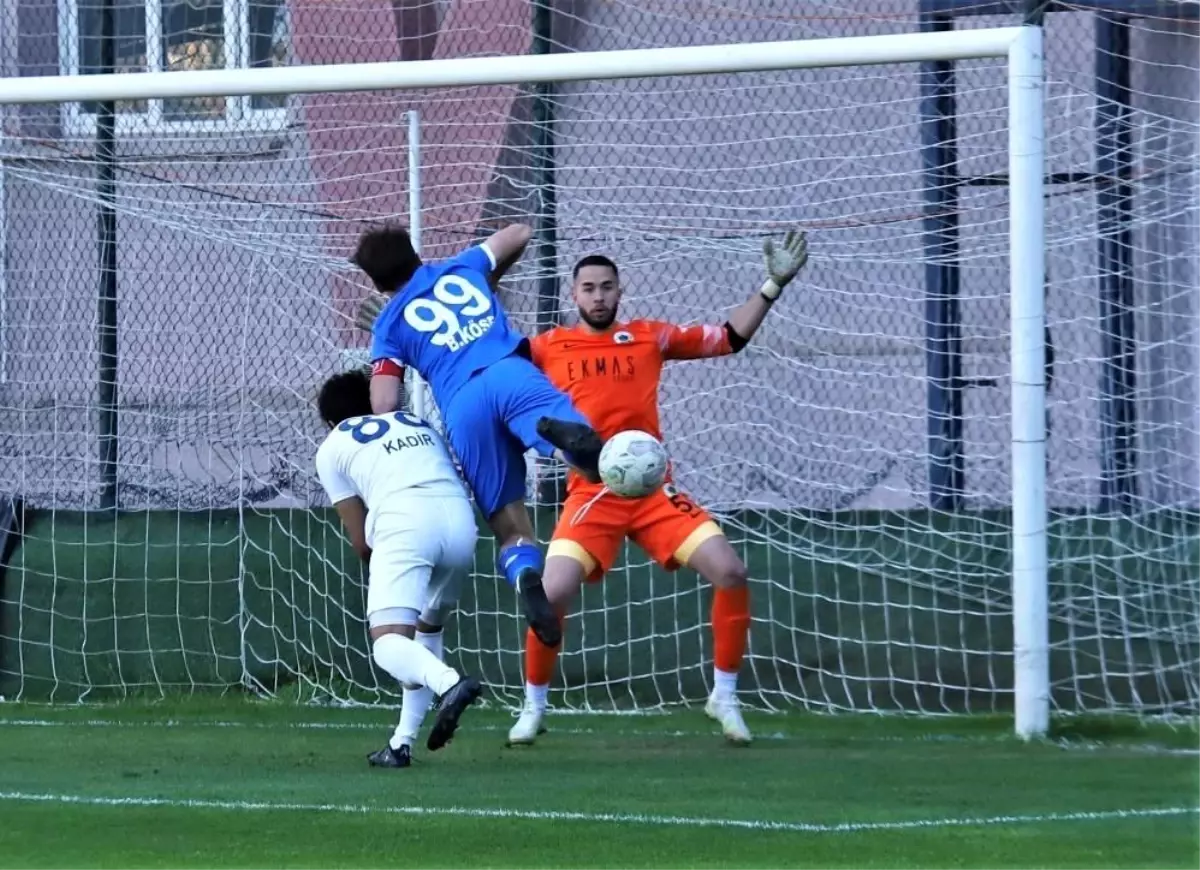 Bora Göymen Menemen FK'ya Veda Etti