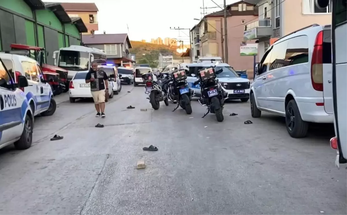 Kocaeli'de Aileler Arası Kavga: 8 Yaralı, 3 Gözaltı