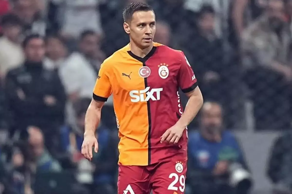 Galatasaray'da ayrılık! Fransa'ya gidiyor