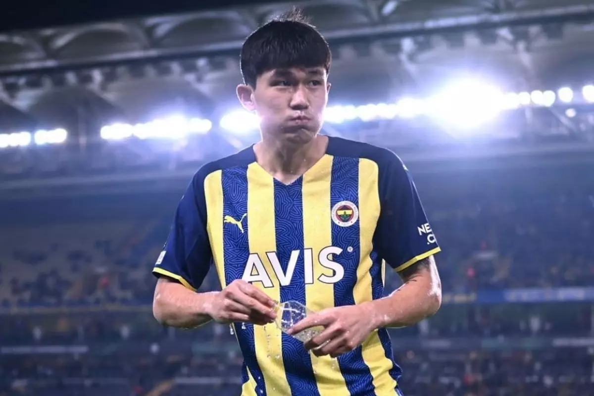 Galatasaray Hakan Çalhanoğlu'nun rövanşını Kim Min Jae ile almak istiyor