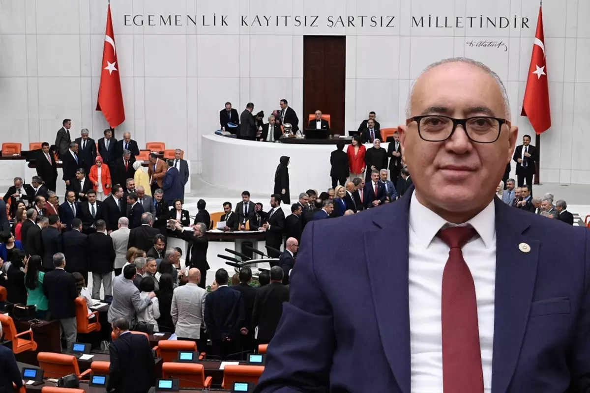 Gelecek Partisi'nde yaprak dökümü! Bir milletvekili daha istifa etti