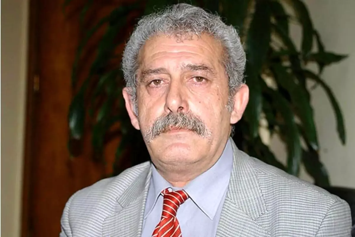 Kemal Kılıçdaroğlu'nun İkiz Kardeşi Adil Kılıçdaroğlu Hayatını Kaybetti