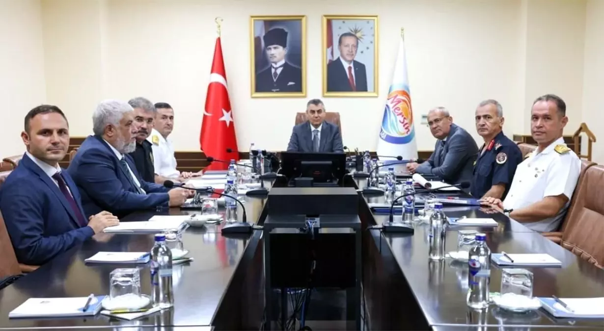 Mersin'de Güvenlik ve Asayiş Değerlendirme Toplantısı
