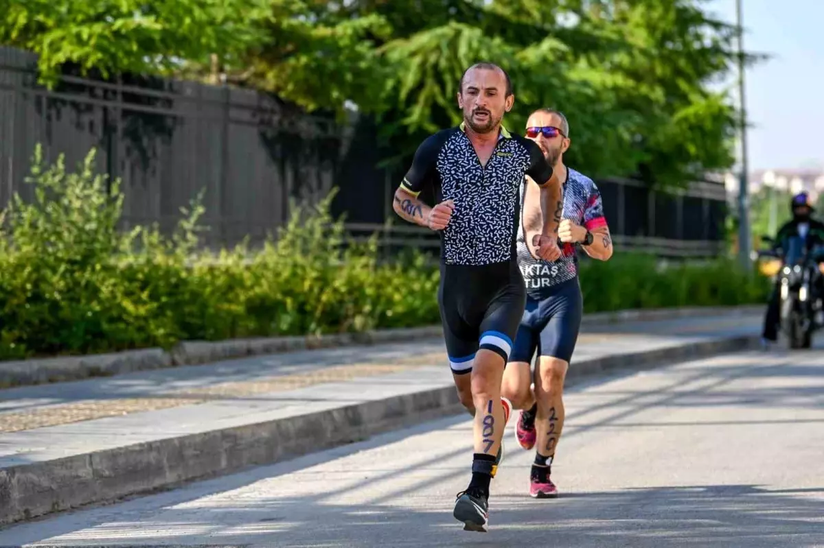 Ankara Duatlonu Türkiye Finali'nde Muğla Gençlik ve Spor Başarılarına İmza Attı