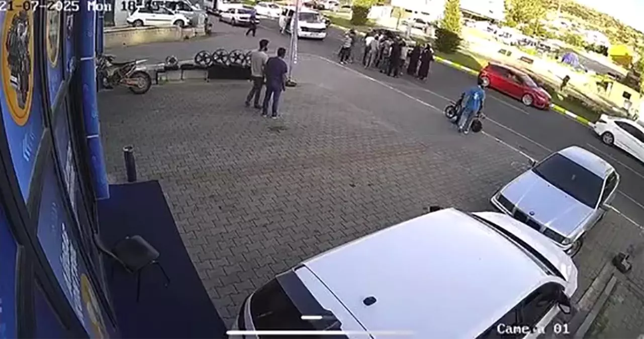 Nevşehir'de Otomobilin Çarptığı Yaşlı Adam Ağır Yaralandı
