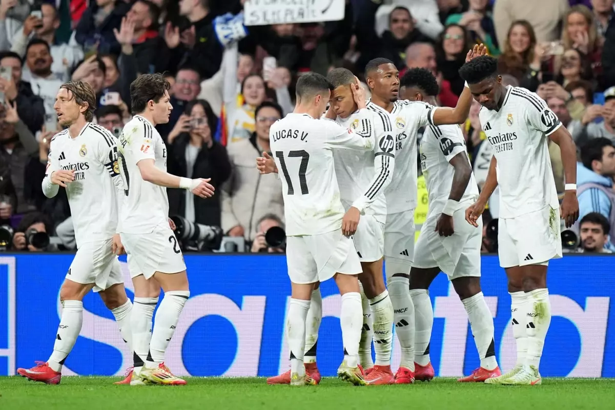Real Madrid'in yıldızı Süper Lig devine haber yolladı