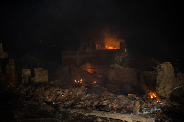 The Sakarya fire has been ongoing for 15 hours! Heart-wrenching screams from within the flames