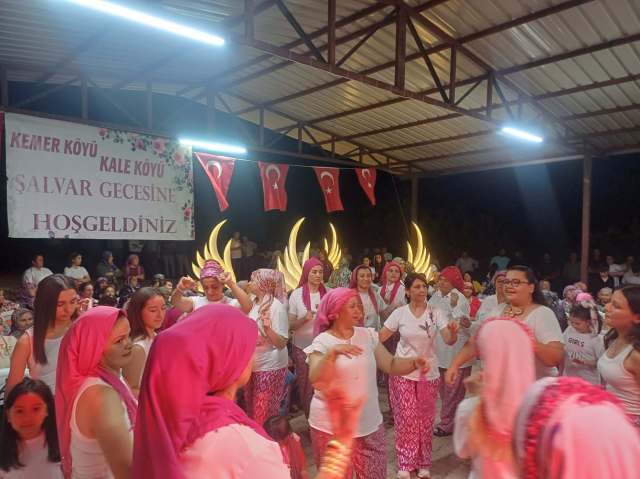 Женщины в шальварах устремились к развлечениям