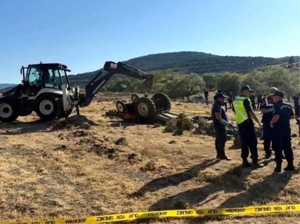 Bolu'da Traktör Devrildi, Çift Hayatını Kaybetti