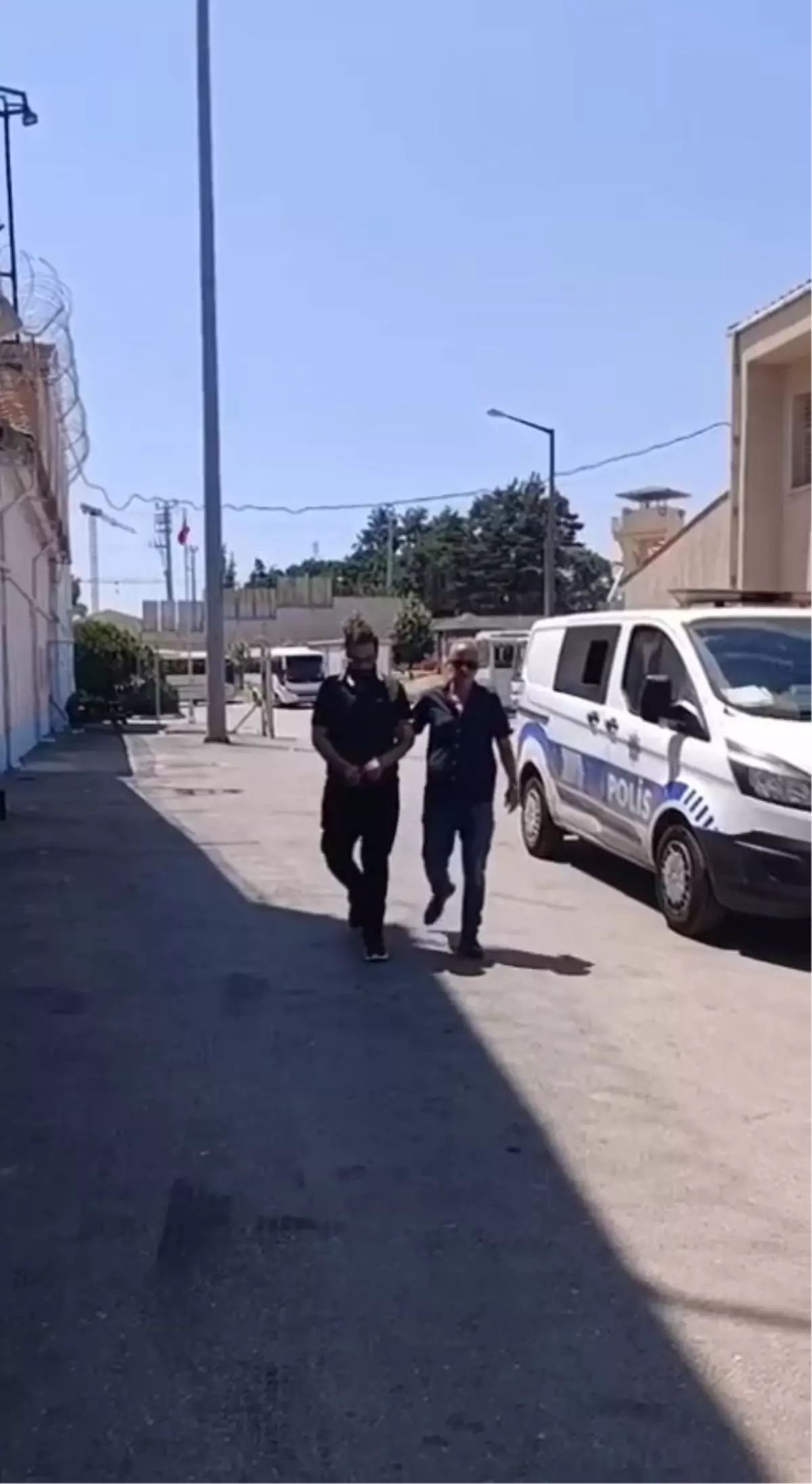 Dolandırıcılık Suçundan 42 Yıl Hapis Cezası Bulunan Şahıs Yakalandı
