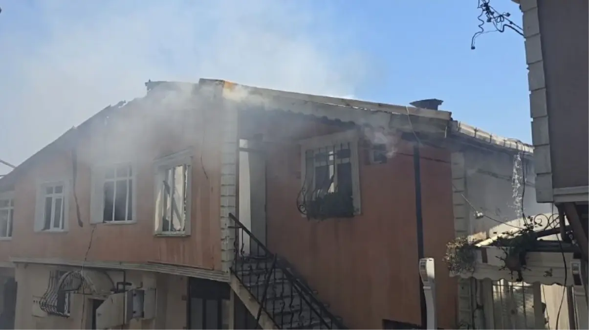 Beykoz'da Tadilat Sırasında Yangın Çıktı