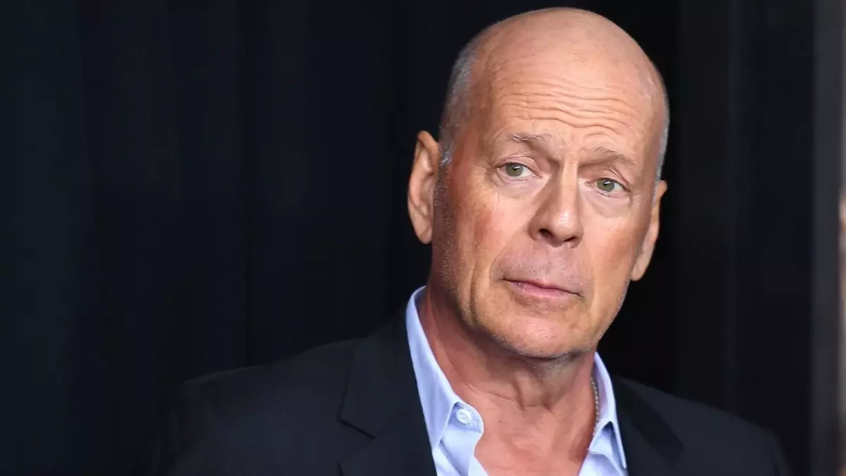 Bruce Willis hasta mı?