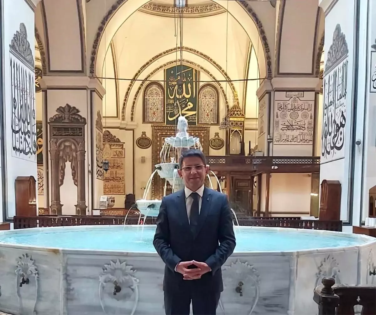Ulu Cami'de Sosyal Medya Paylaşımlarına Sert Tepki