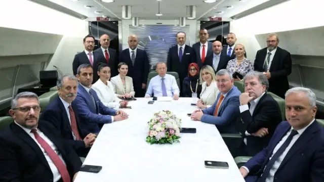 President Erdoğan spoke on the phone with Prime Minister Starmer of the UK
