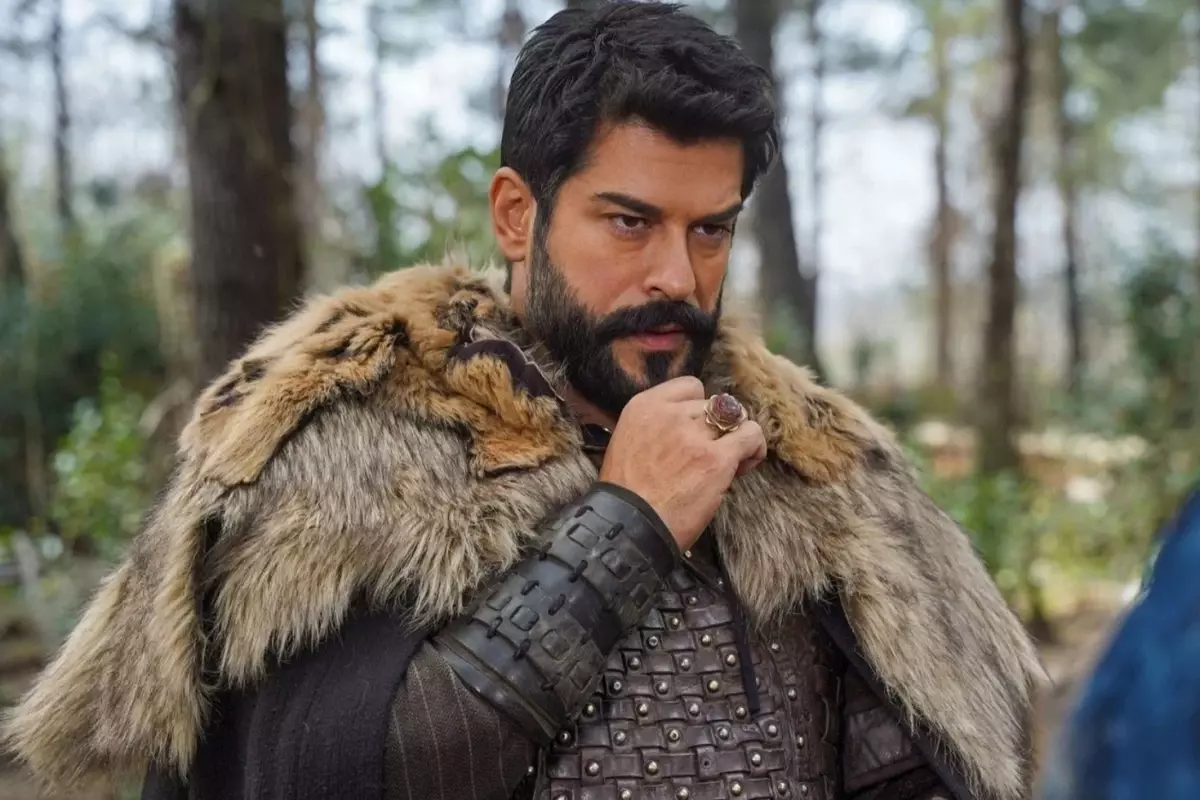 Dudak uçuklatan talep sonu oldu! Burak Özçivit Kuruluş Osman'a veda etti