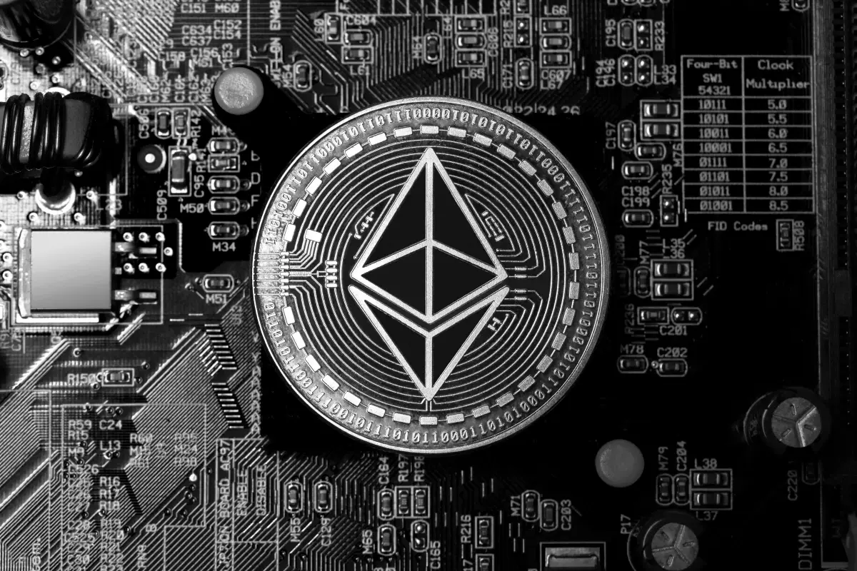 Ethereum ETF'leri 2 milyar dolar girişle rekor kırdı