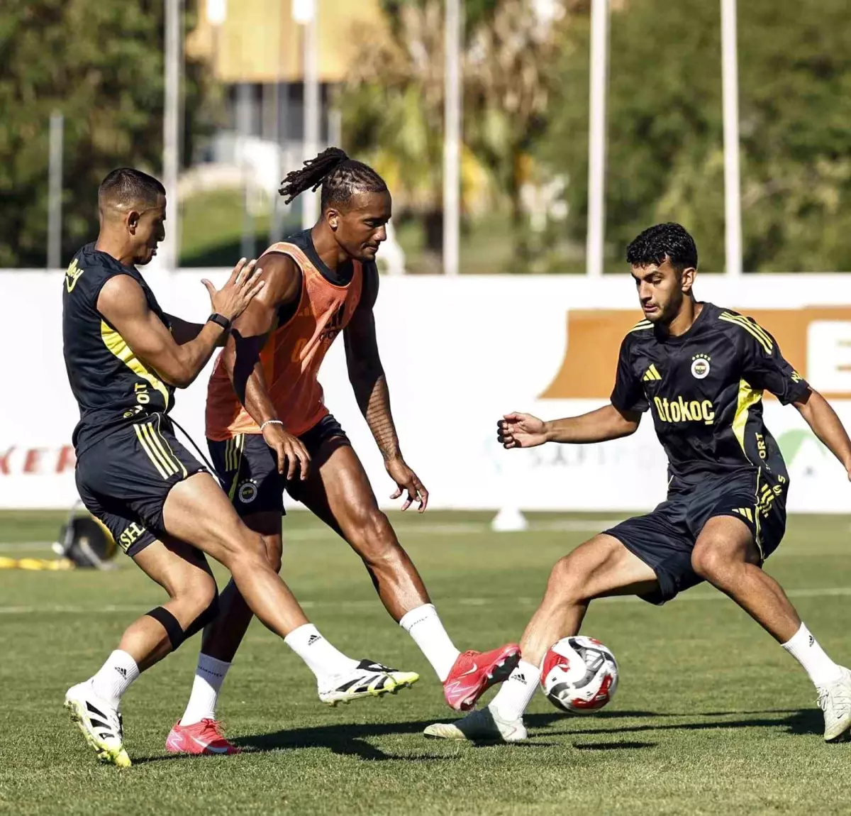 Fenerbahçe Portekiz'de Yeni Sezon Hazırlıklarına Devam Ediyor