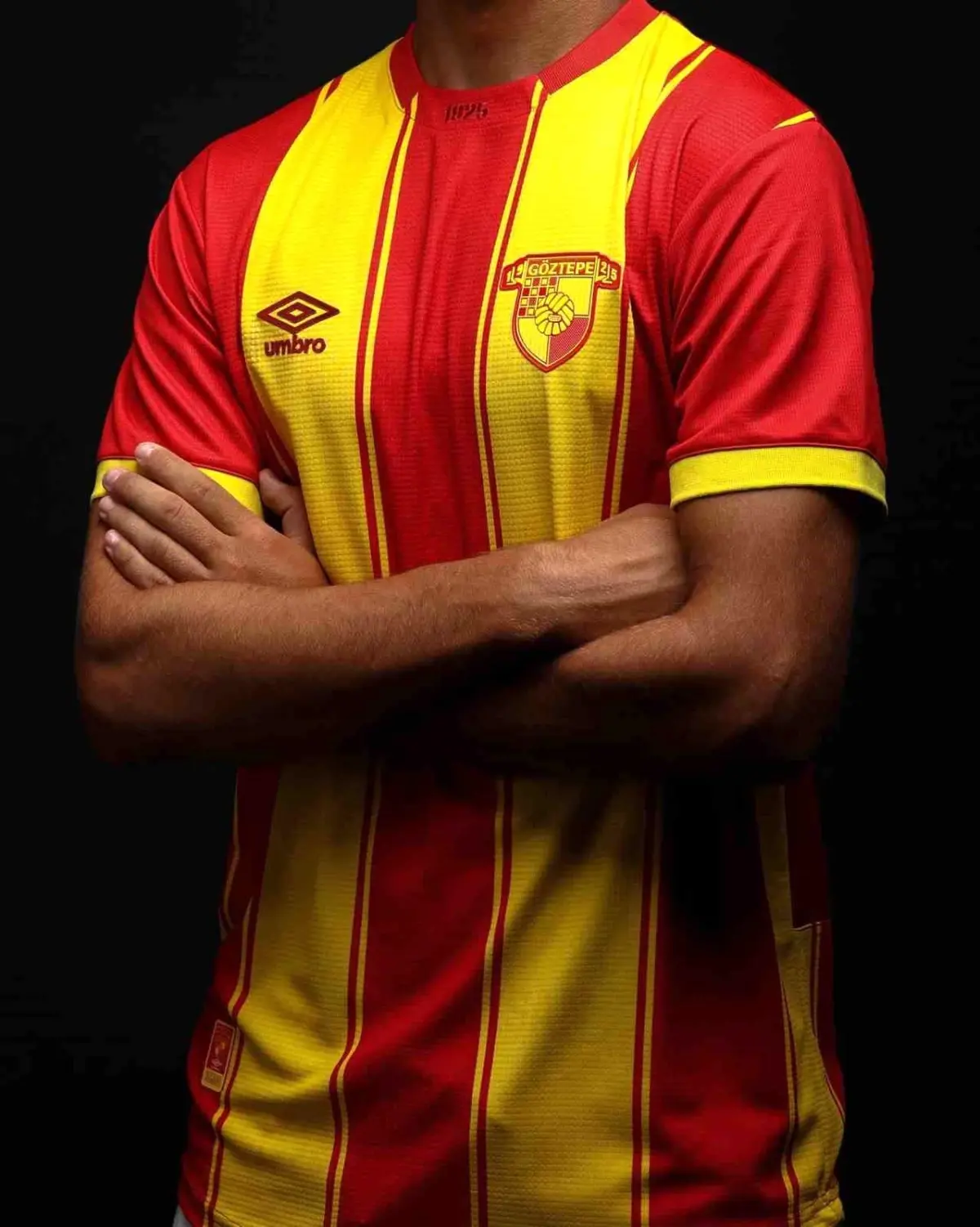 Göztepe, 2025-2026 Sezonu Formalarını Tanıttı