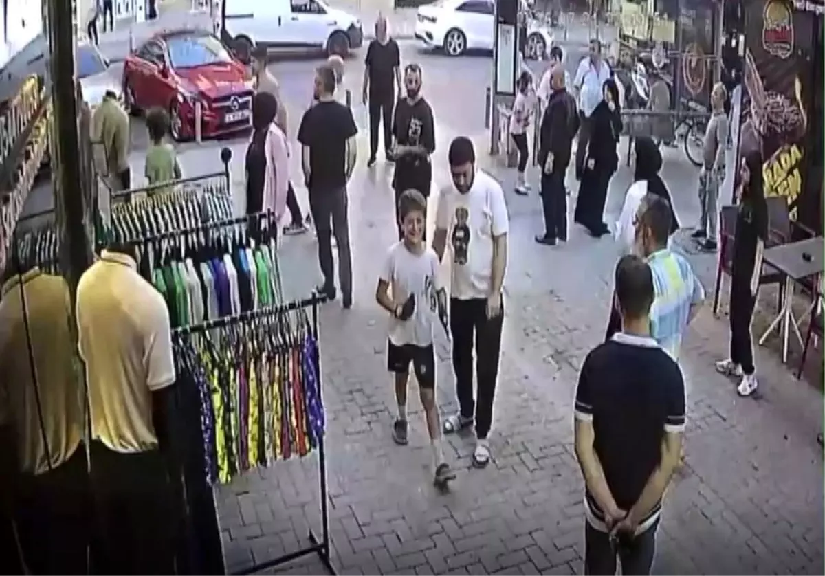 Zeytinburnu'nda Anketör ile Kadının Arkadaşı Arasında Kavga