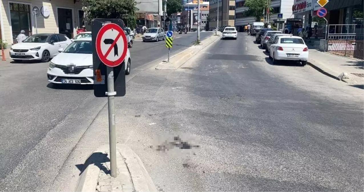 İstanbul'da Motosiklet Kazası: 1'i Ağır 2 Yaralı