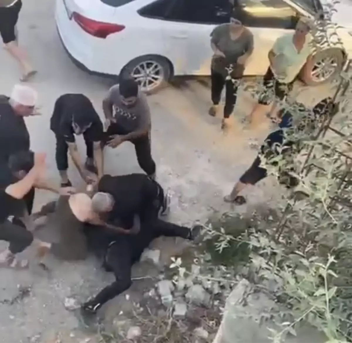 Trafik Kavgasında Bıçaklama: 1 Ölü, 3 Yaralı