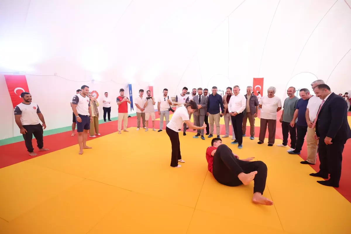 Emre Yazgan'ın Adı Judo Tesisine Verildi