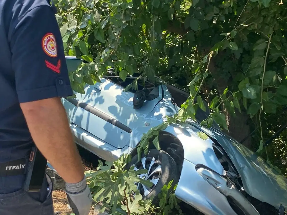Fethiye'de Trafik Kazası: 2 Kişi Hayatını Kaybetti