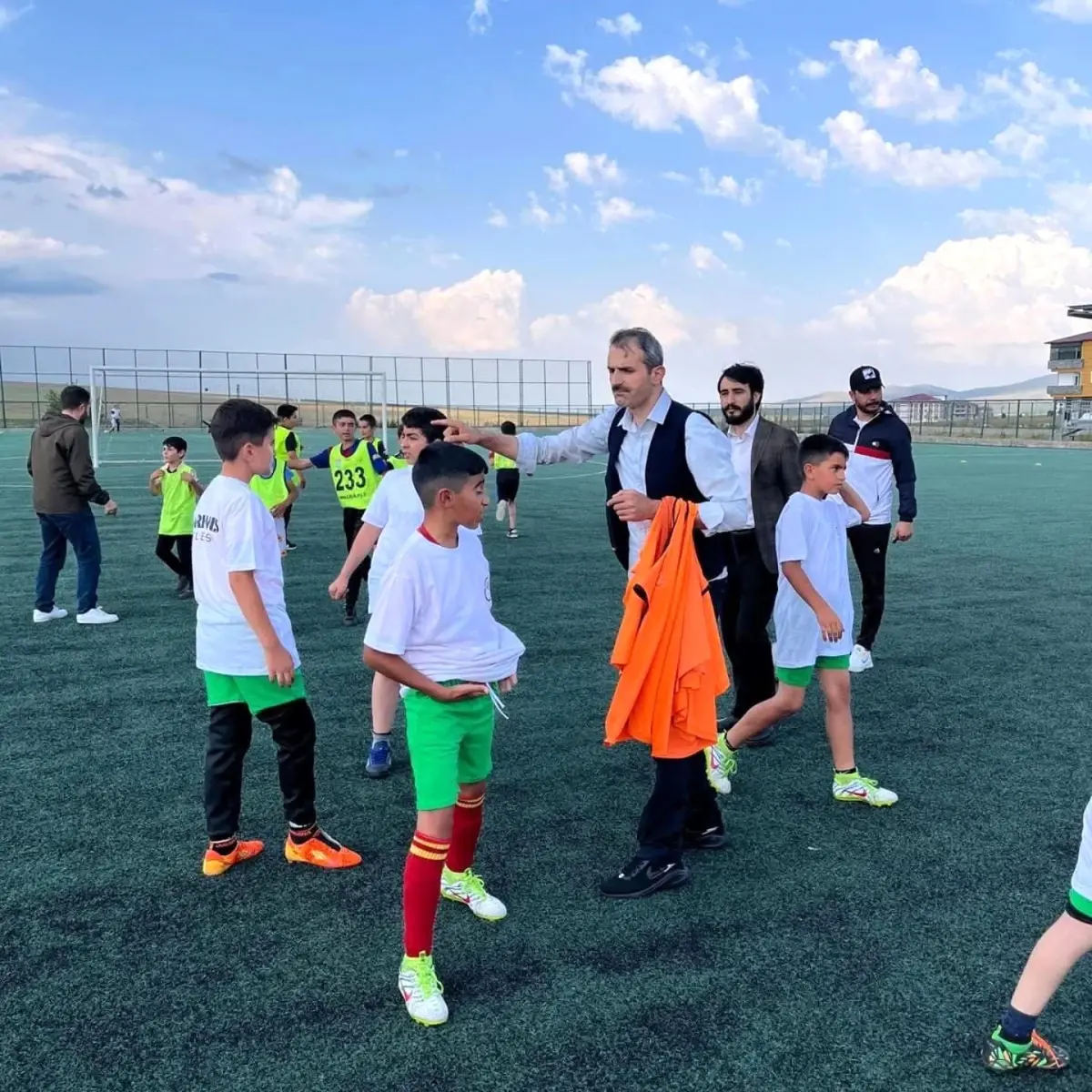 Sarıkamış'ta Yaz Kur'an Kursları İçin Futbol Turnuvası Düzenlendi