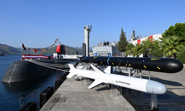 Türkiye, en gelişmiş hipersonik balistik füzesi 'Tayfun Block-4'ü tanıttı