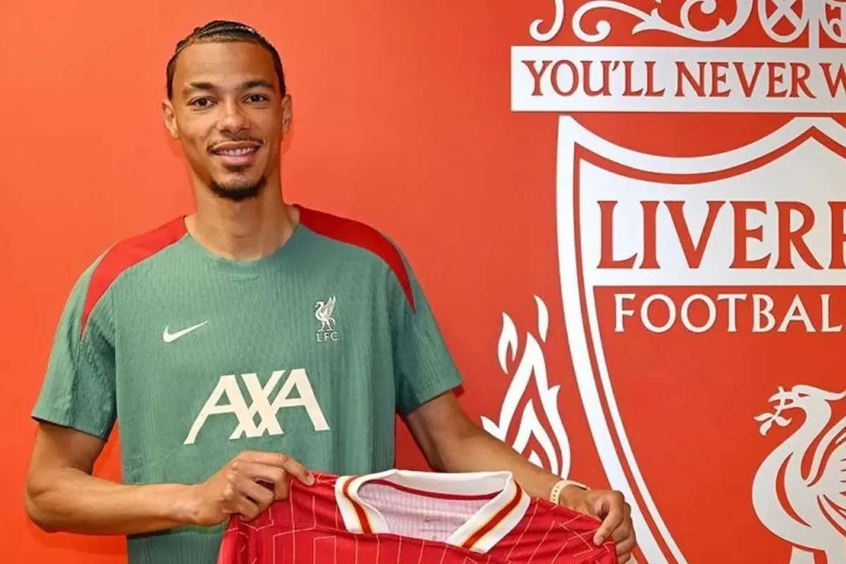 Avrupa'da rekor transfer gerçekleşti! Liverpool'un yeni golcüsü Ekitike