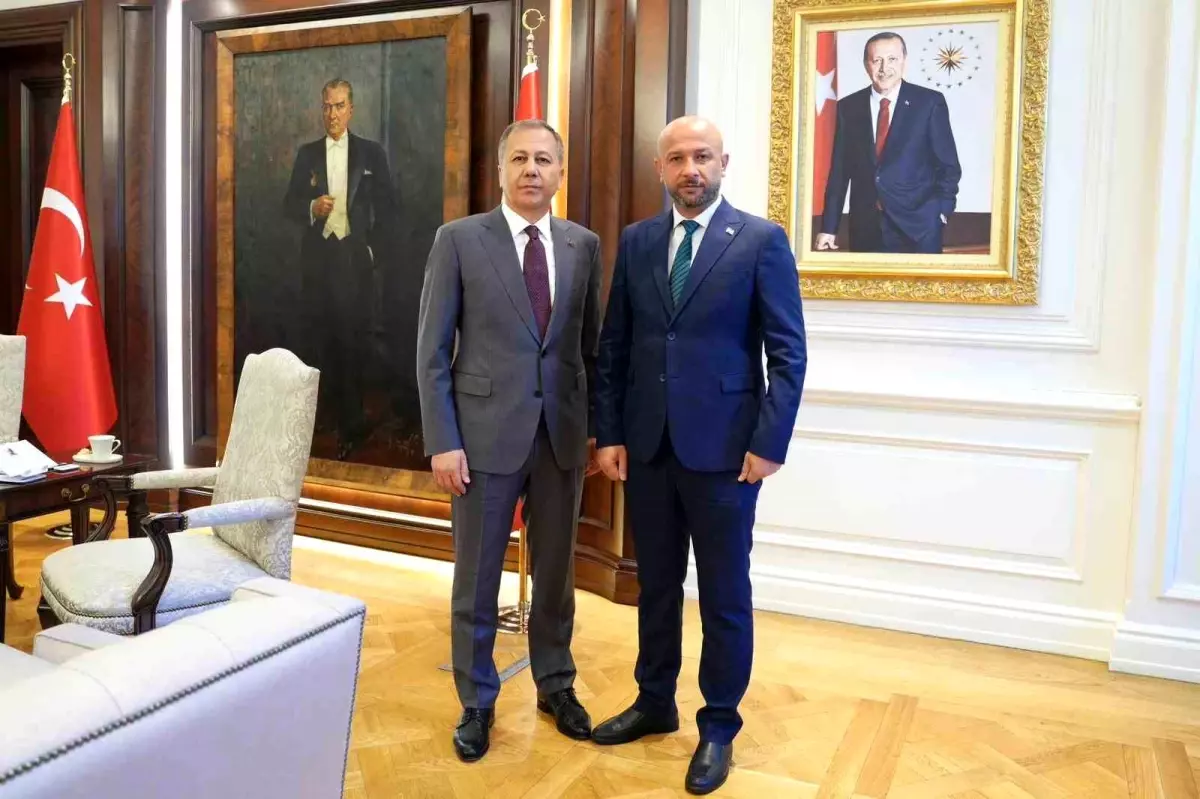 İçişleri Bakanı Yerlikaya, Suriye Heyetini Ağırladı