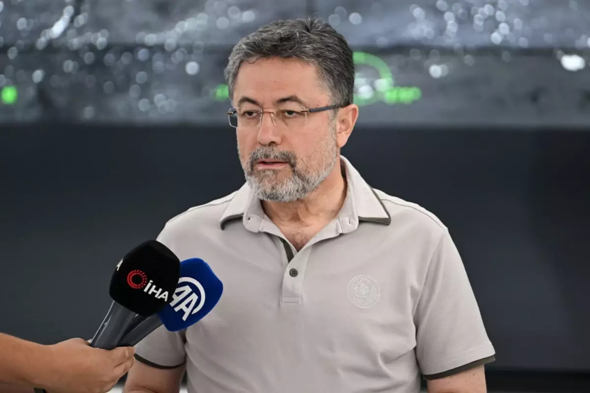 Bakan Yumaklı'nın en zor anı! Kelimeler boğazında düğümlendi
