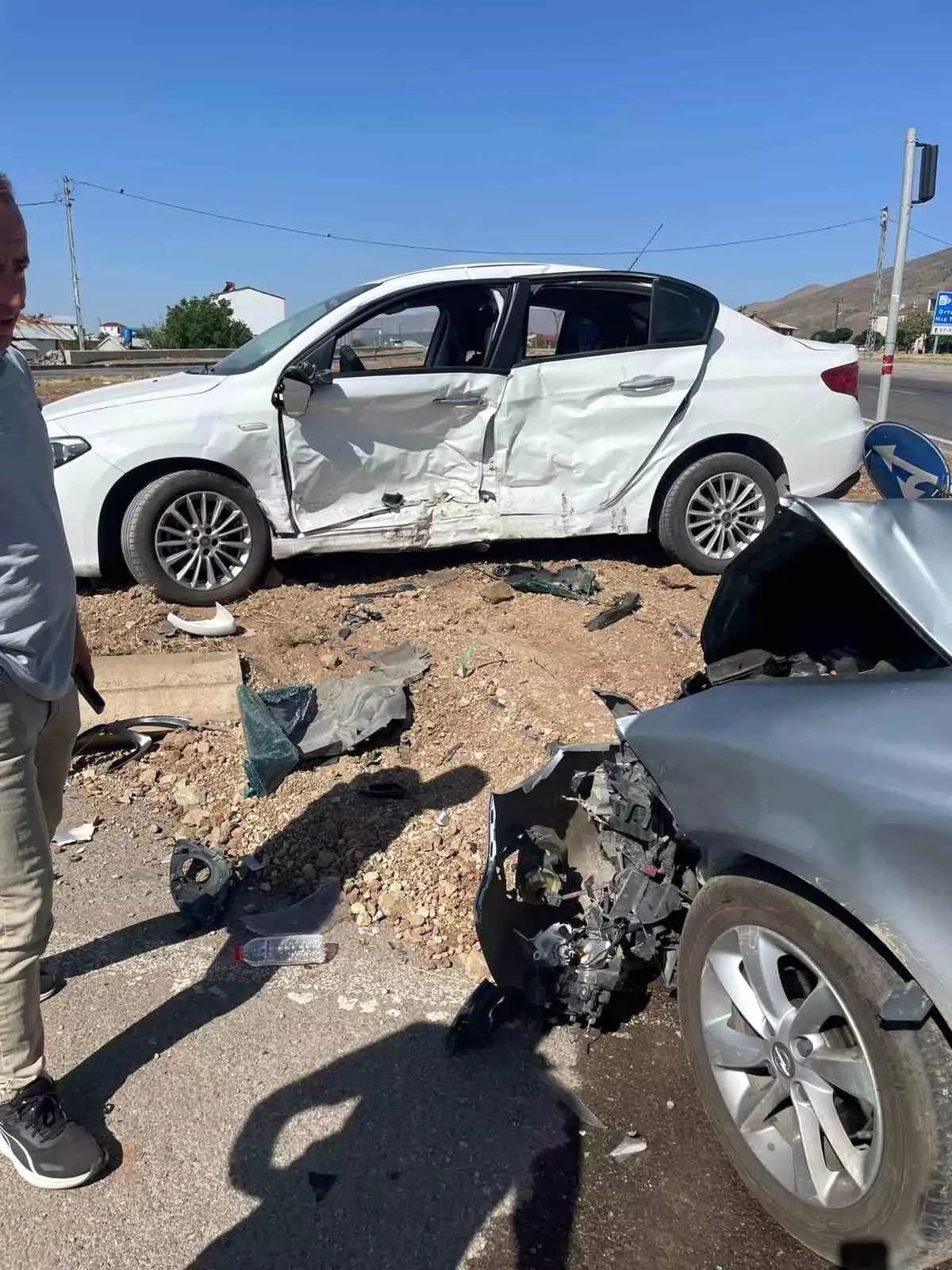 Bingöl'de Trafik Kazası: 2 Yaralı