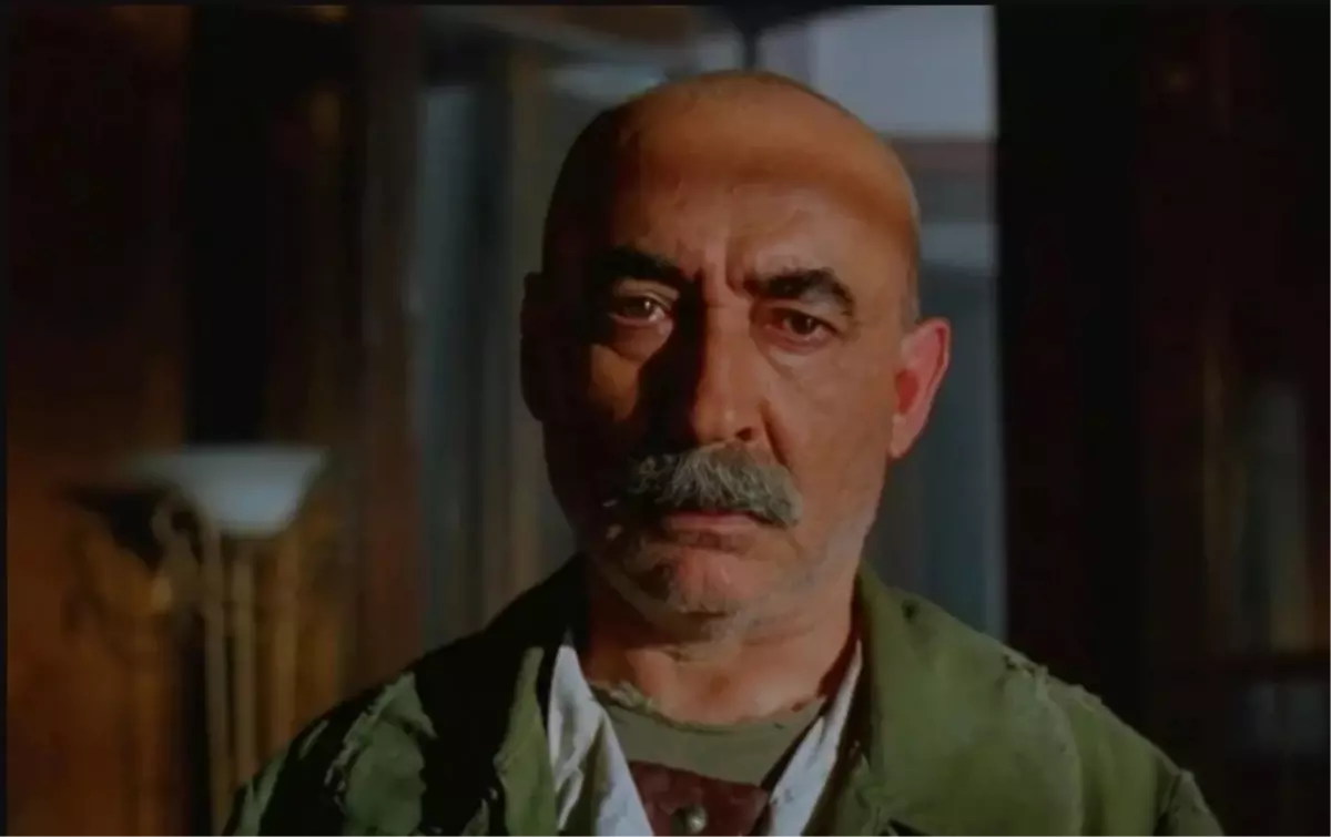 Eşkıya filmi oyuncuları kim, konusu ne, sonu nasıl bitiyor? Eşkıya filmi ne zaman, nerede çekildi?