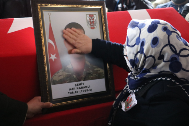A heart-wrenching incident in Gaziantep: The martyr's mother was defrauded by her son