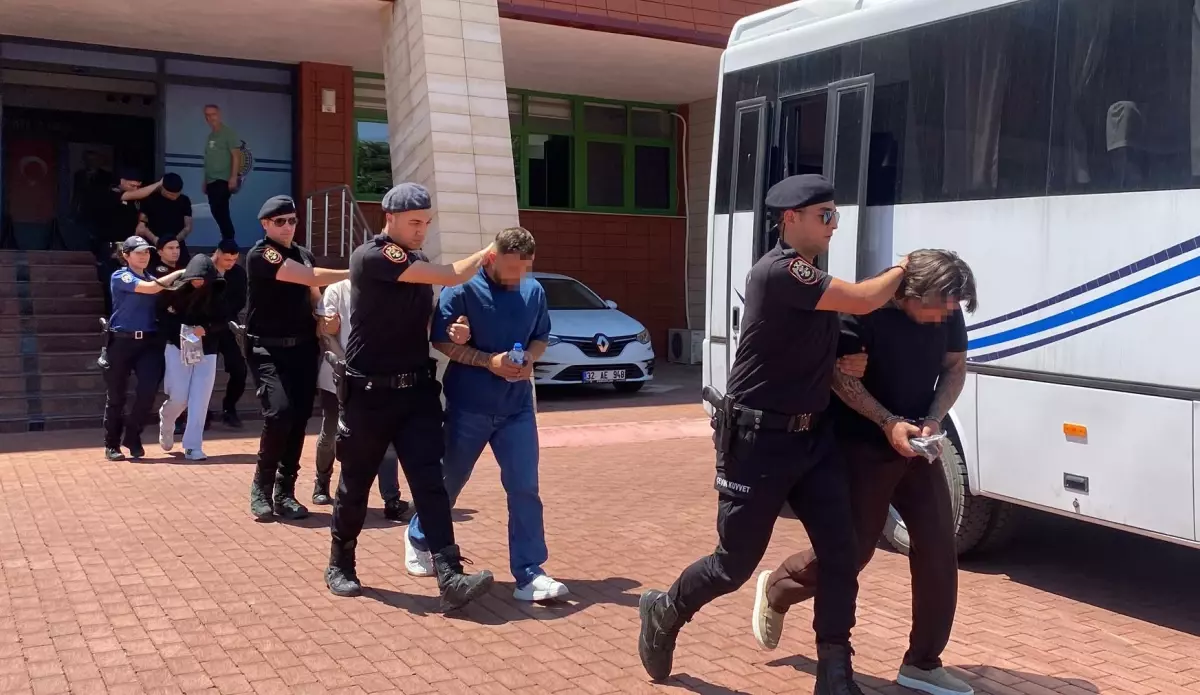 Isparta'da Yan Bakma Tartışması Silahlı Kavgaya Dönüştü