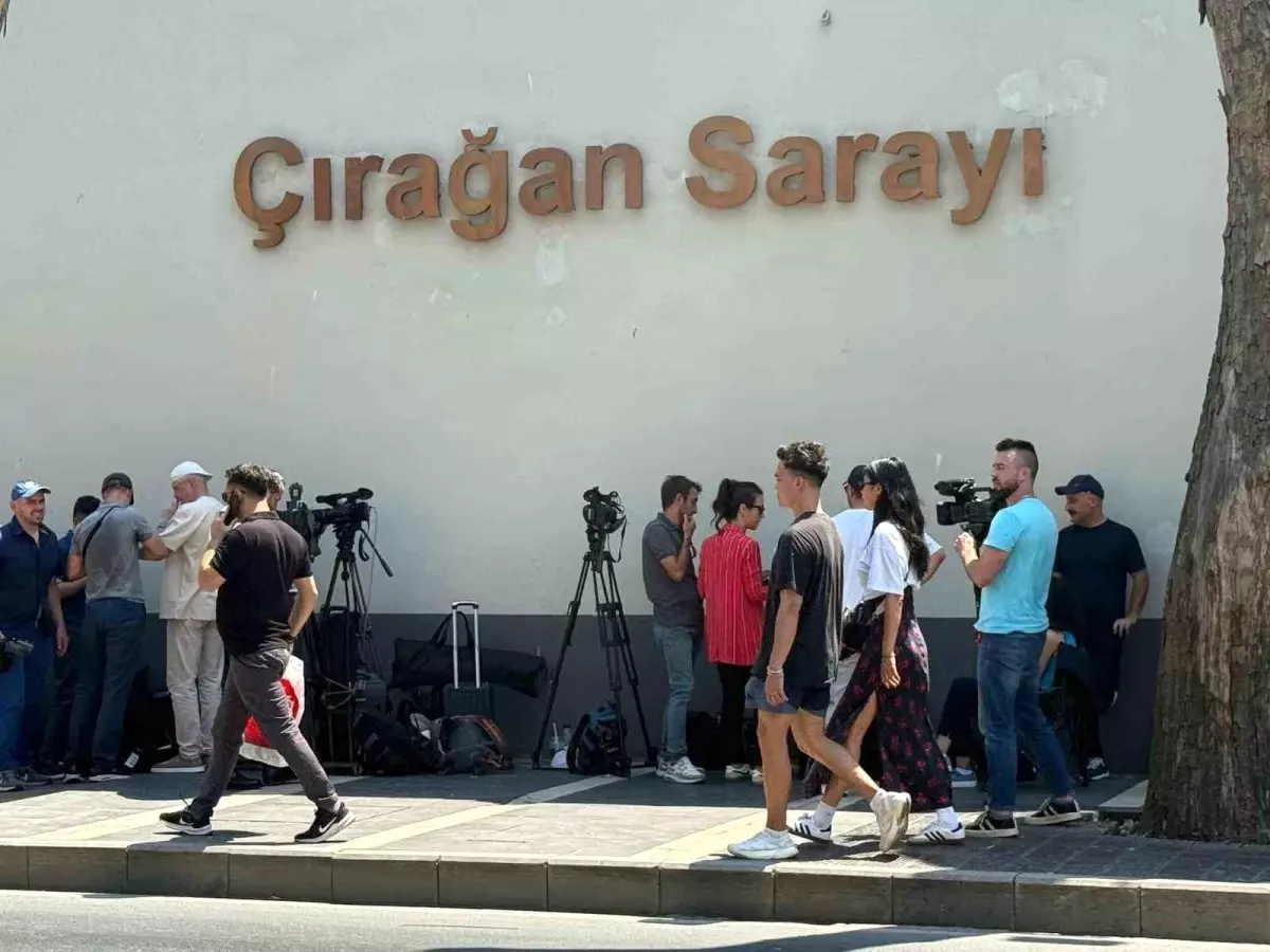 Ukrayna ve Rusya Barış Görüşmeleri Öncesi Çırağan Sarayı'nda Güvenlik Önlemleri Artırıldı