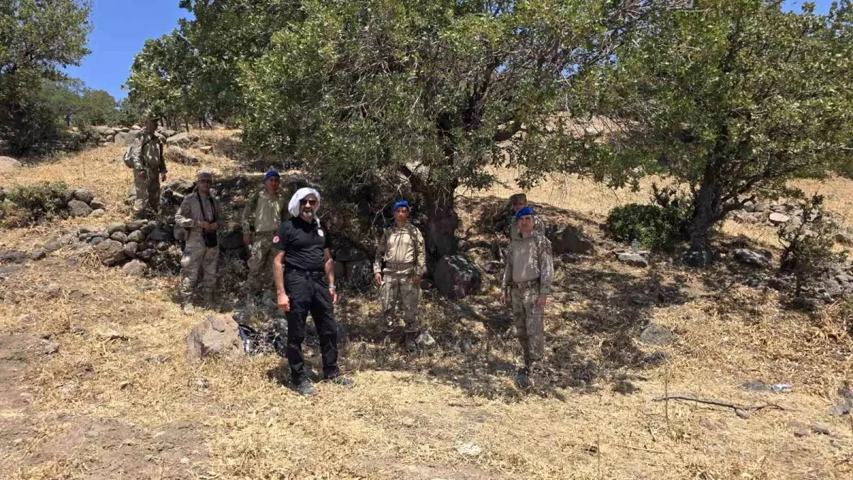Dikili'de Kayıp Yaşlı Adam İçin Arama Çalışmaları Devam Ediyor