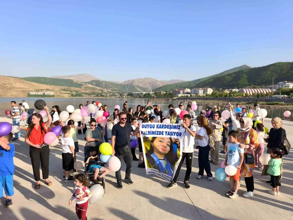 Duygu Özdin İçin Sarı-Lacivert Balonlar Gökyüzüne Bırakıldı