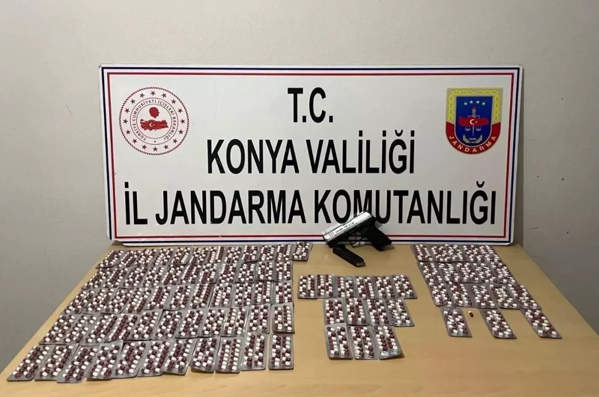 Konya'da Uyuşturucu Operasyonları: Kenevir ve Sentetik Ecza Ele Geçirildi