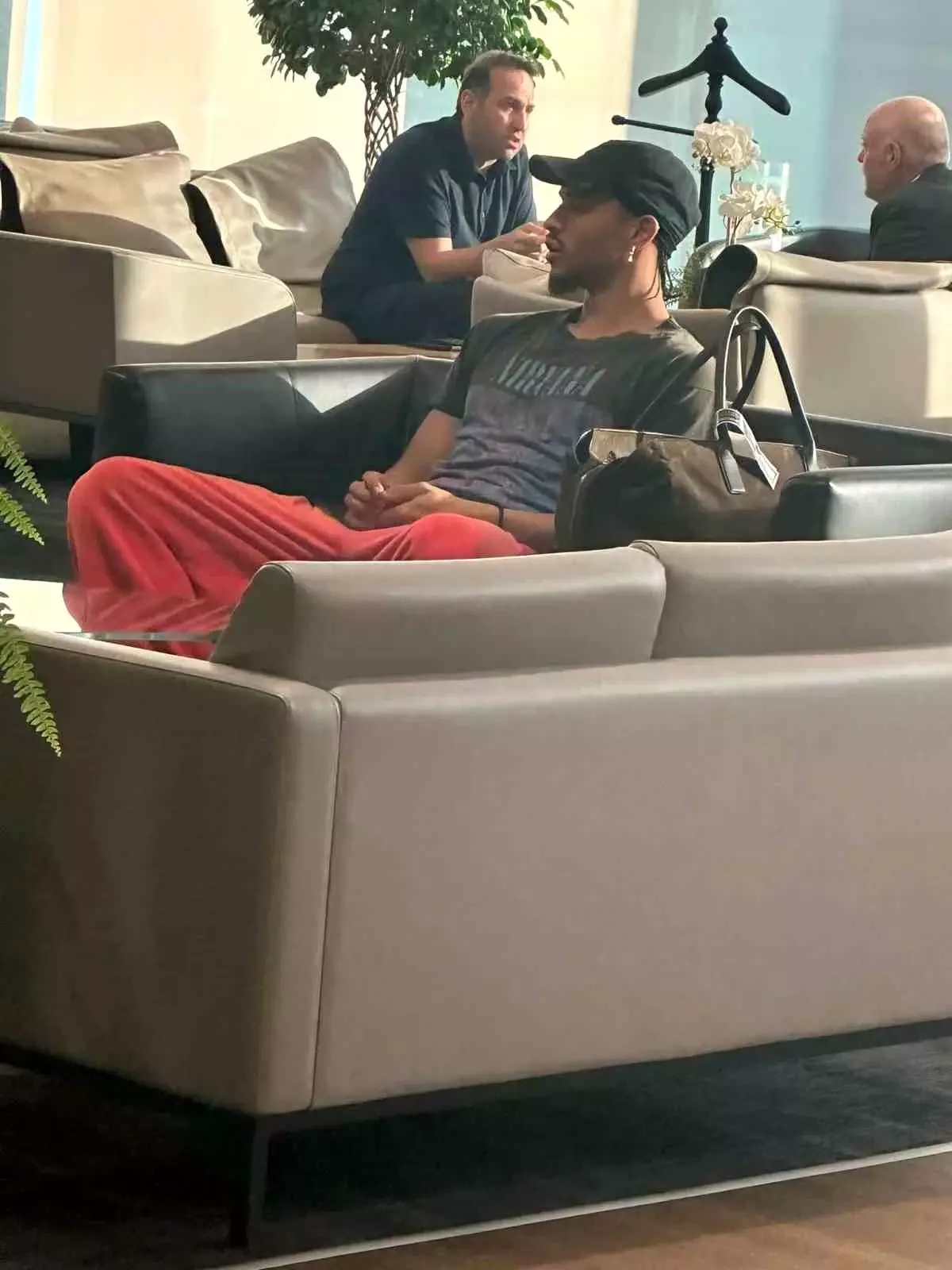 Galatasaray'ın Yeni Transferi Leroy Sane İstanbul'a Geldi